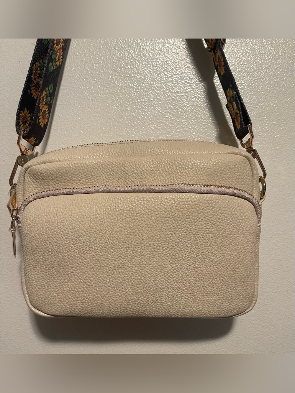 Women's Cream Crossbody Bag with Sunflower Strap